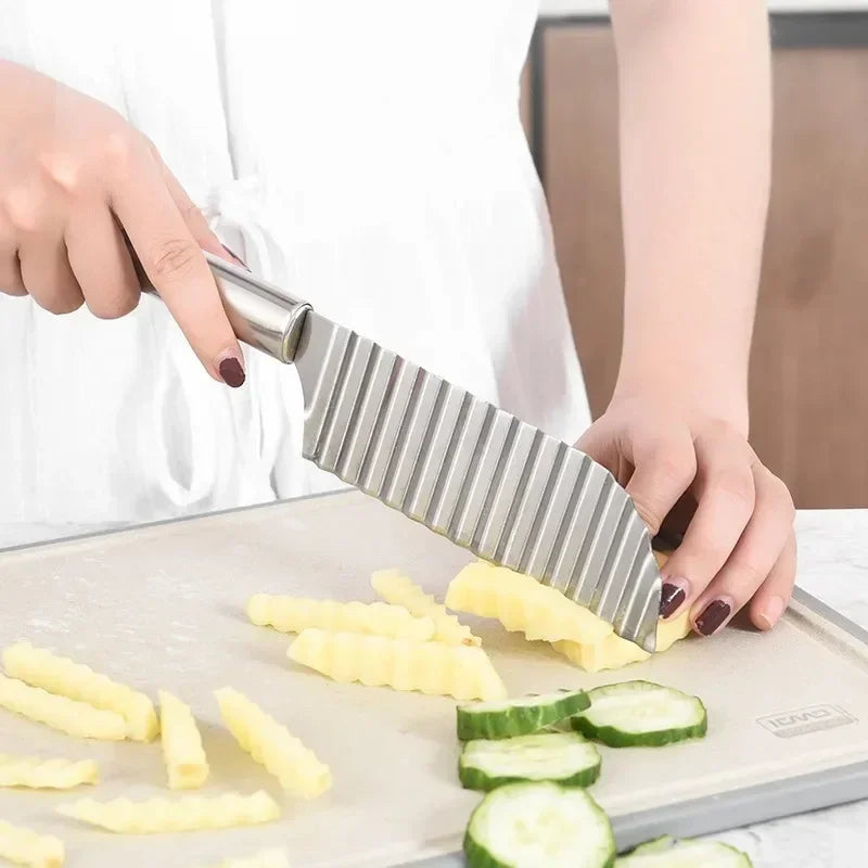 NNEOBA Stainless Steel Crinkle Cut Potato Slicer